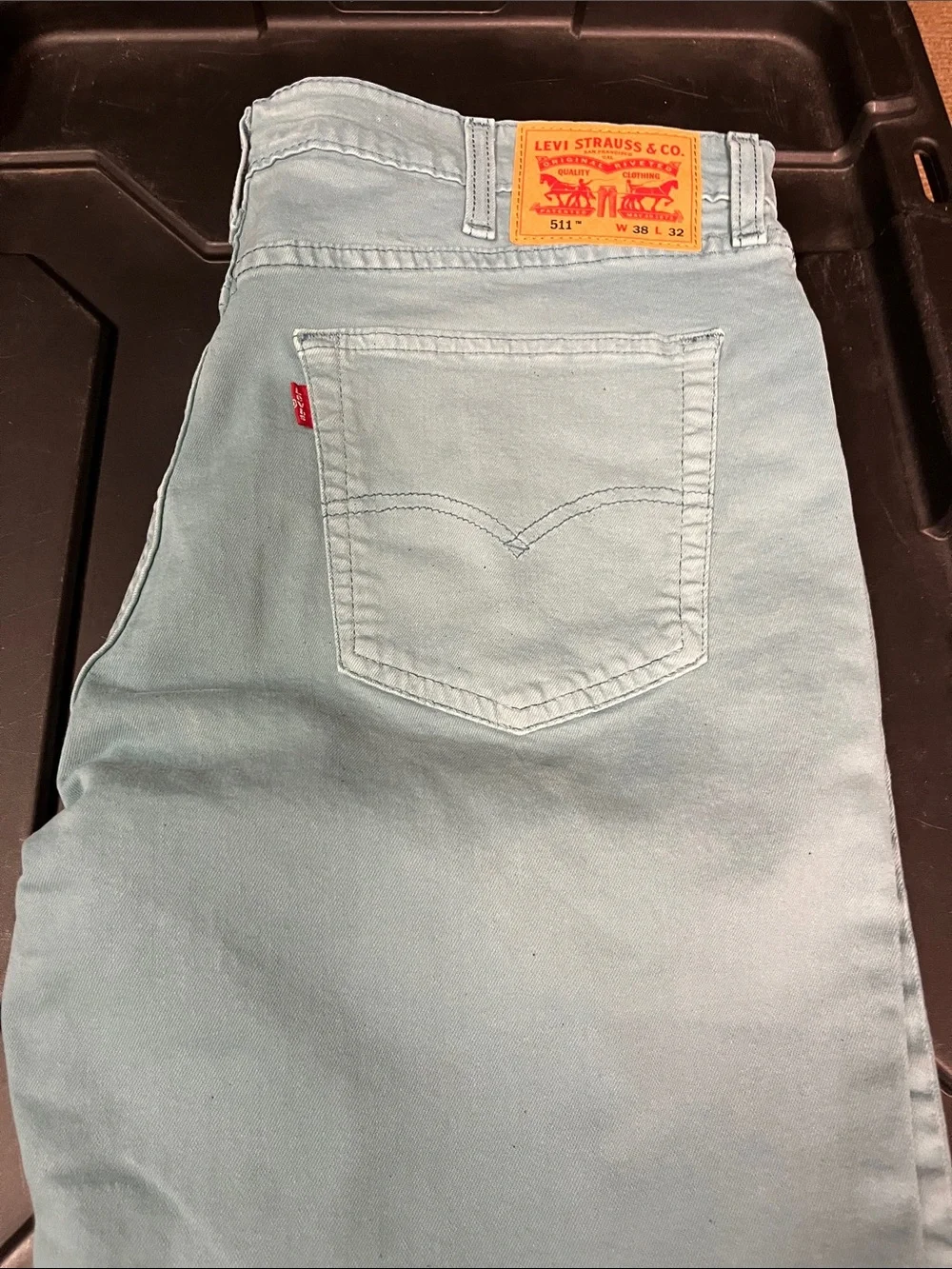 Levi's511 Men's Slim Straight Jeans in Pale Blue Wash size 38 x 32
